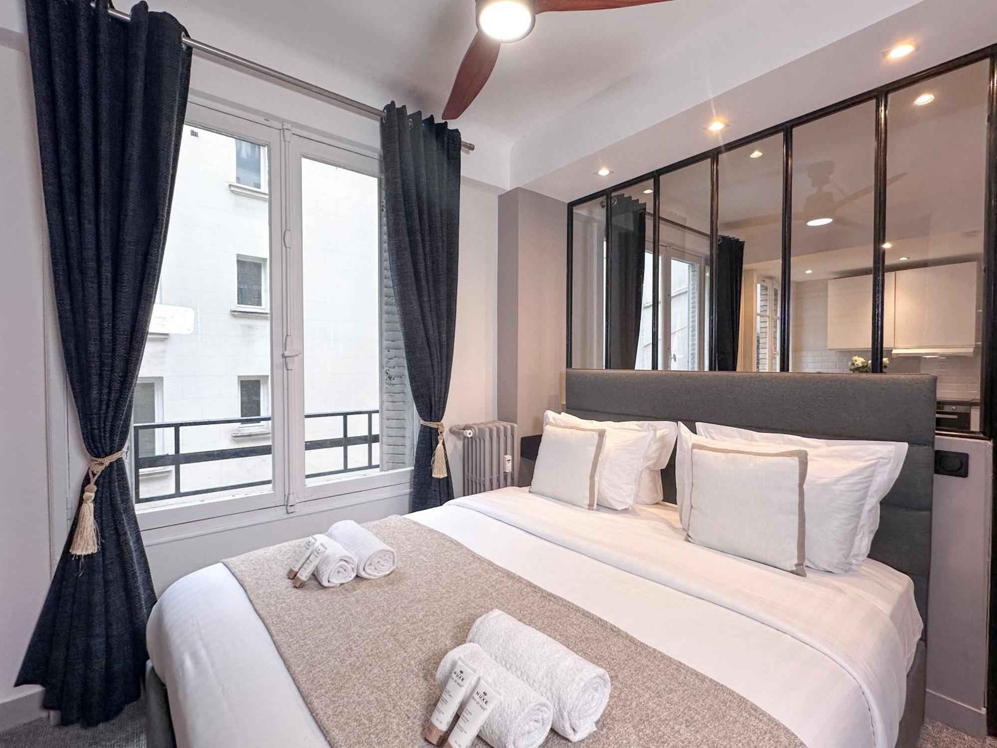 Beautiful Loft In Champs-Elysees Paris Exterior foto